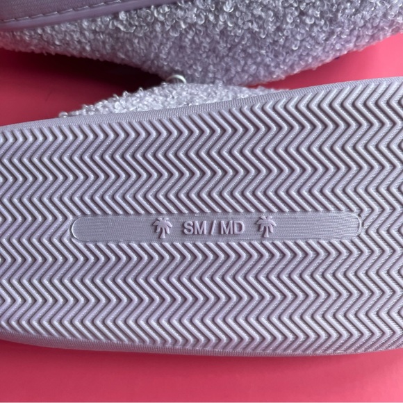 Pink Palm Puff Malibu Slippers - Picture 3 of 5